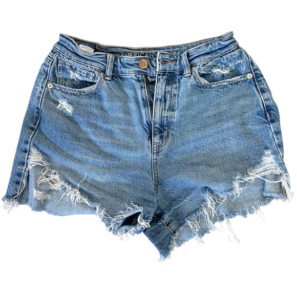 American Eagle Outfitters Pants - Women’s American Eagle Highest Rise Mom Short Size 4